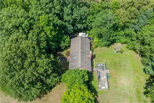 601 Burning Bush Dr, Pleasant Garden, NC 27313 - Photo 17
