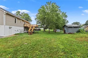 1960 Old Hollow Rd, Walkertown, NC 27051 - Photo 21