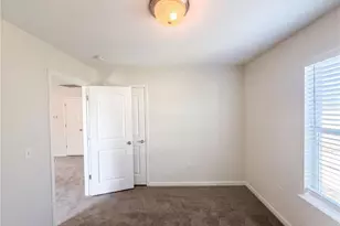 4824 Yellow Locust Dr, Greensboro, NC 27214 - Photo 17