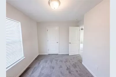 4824 Yellow Locust Drive, Greensboro, NC 27214 - Photo 15