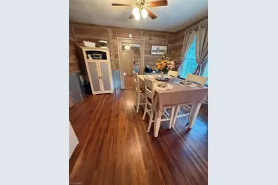 409 E Oak Street, Mount Airy, NC 27030 - Photo 9