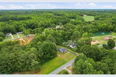 343 Westgate Court, Lexington, NC 27295 - Photo 29