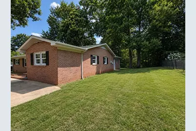 364 Sherwood Forest Drive, North Wilkesboro, NC 28659 - Photo 19