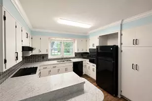 364 Sherwood Forest Dr, North Wilkesboro, NC 28659 - Photo 7