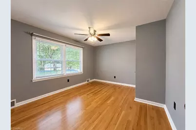 364 Sherwood Forest Drive, North Wilkesboro, NC 28659 - Photo 5