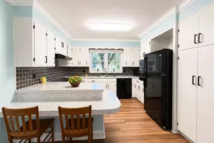 364 Sherwood Forest Dr, North Wilkesboro, NC 28659 - Photo 7