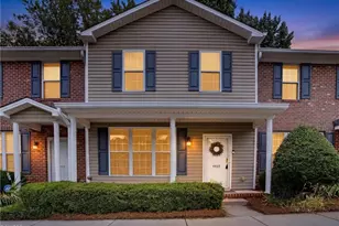 4405 Baylor St, Greensboro, NC 27455 - Photo 3