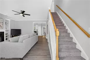 4405 Baylor St, Greensboro, NC 27455 - Photo 7
