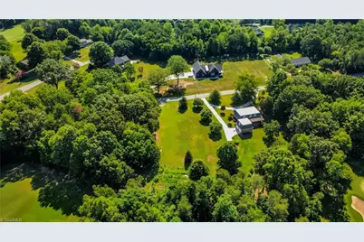 126 Hogan Drive, Stoneville, NC 27048 - Photo 7