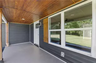 242 Hub Everhart Rd, Thomasville, NC 27360 - Photo 3