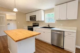 1030 Hodges Mill Rd, Dobson, NC 27017 - Photo 5