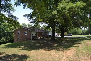 9230 Nc Hwy 704, Madison, NC 27025 - Photo 31