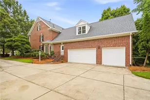 5605 Wildrose Dr, Greensboro, NC 27410 - Photo 47