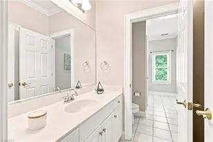 5605 Wildrose Dr, Greensboro, NC 27410 - Photo 33