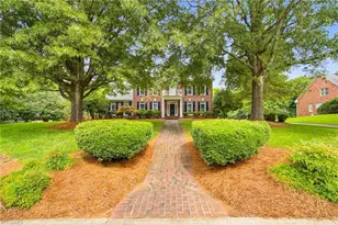 5605 Wildrose Dr, Greensboro, NC 27410 - Photo 3