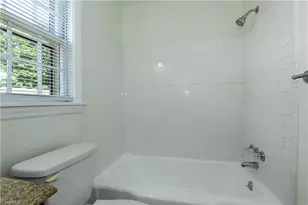 2306 Cherokee Dr, Greensboro, NC 27408 - Photo 21
