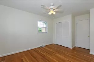 2306 Cherokee Dr, Greensboro, NC 27408 - Photo 19