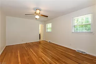 2306 Cherokee Dr, Greensboro, NC 27408 - Photo 23