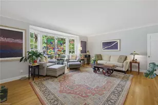 123 Beverly Pl, Greensboro, NC 27403 - Photo 7