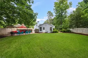 123 Beverly Pl, Greensboro, NC 27403 - Photo 45