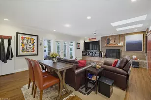 123 Beverly Pl, Greensboro, NC 27403 - Photo 17