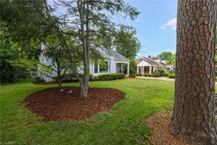 123 Beverly Pl, Greensboro, NC 27403 - Photo 3