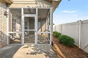 1942 Tweed Ln, Burlington, NC 27215 - Photo 5