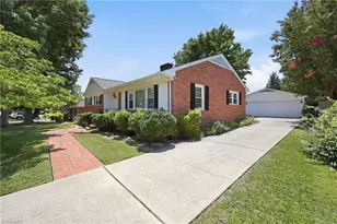 2911 Cornwallis Dr W, Greensboro, NC 27408 - Photo 3