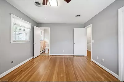 2911 Cornwallis Drive W, Greensboro, NC 27408 - Photo 23