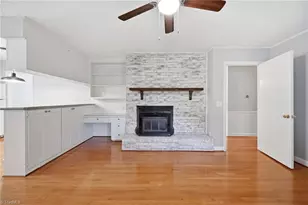 2911 Cornwallis Dr W, Greensboro, NC 27408 - Photo 15