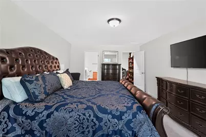 5210 Carol Avenue, Greensboro, NC 27406 - Photo 7