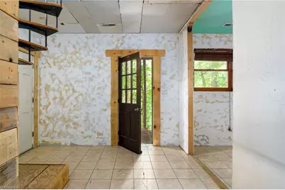 1921 Chateau Ridge, Winston-Salem, NC 27103 - Photo 17