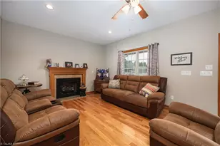 514 Honeysuckle Ridge, Asheboro, NC 27205 - Photo 9