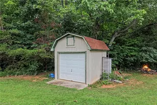 1679 Flat Shoals Rd, King, NC 27021 - Photo 27