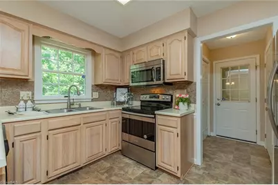 2511 Northfork Terrace, High Point, NC 27265 - Photo 17