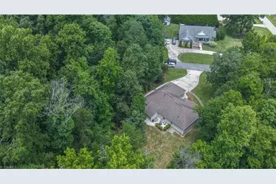 4001 Briarwood Avenue, High Point, NC 27265 - Photo 47