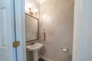 4001 Briarwood Ave, High Point, NC 27265 - Photo 5