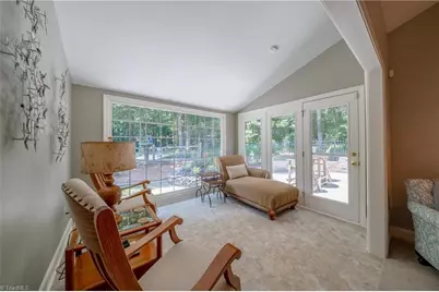 4001 Briarwood Avenue, High Point, NC 27265 - Photo 17