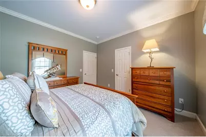 4001 Briarwood Avenue, High Point, NC 27265 - Photo 27
