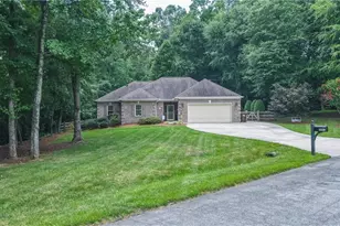 4001 Briarwood Ave, High Point, NC 27265 - Photo 43