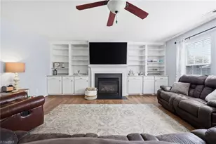116 W View Dr, Burlington, NC 27215 - Photo 13