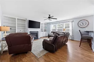 116 W View Dr, Burlington, NC 27215 - Photo 13