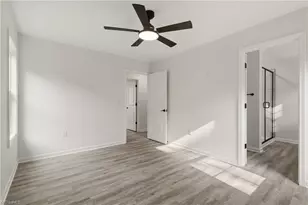 1540 Reynolds Forest Dr, Winston-Salem, NC 27107 - Photo 15
