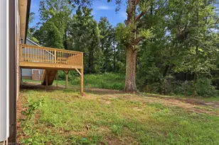 1540 Reynolds Forest Dr, Winston-Salem, NC 27107 - Photo 19