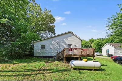 1109 N Park Avenue, Burlington, NC 27217 - Photo 5