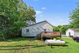 1109 N Park Ave, Burlington, NC 27217 - Photo 5