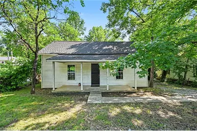 1119 N Park Avenue, Burlington, NC 27217 - Photo 1