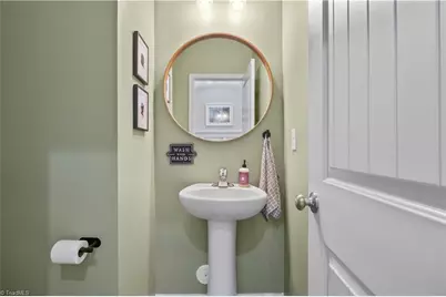 4604 Fairway Run Drive, Pfafftown, NC 27040 - Photo 15