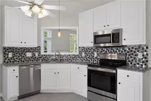 1745 Beeson Park Ln, Kernersville, NC 27284 - Photo 9