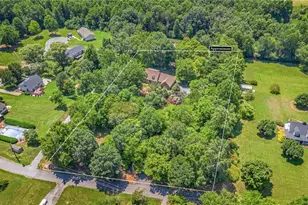 110 Lake Dr, Boonville, NC 27011 - Photo 3